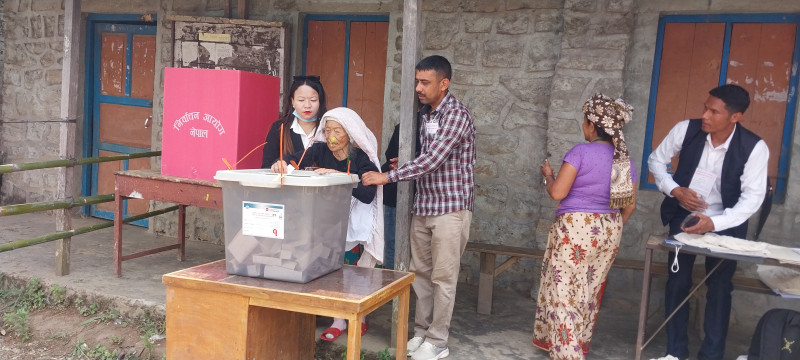इलाम-२ उपनिर्वाचन : मतदानमा महिला सहभागिता उत्साहजनक